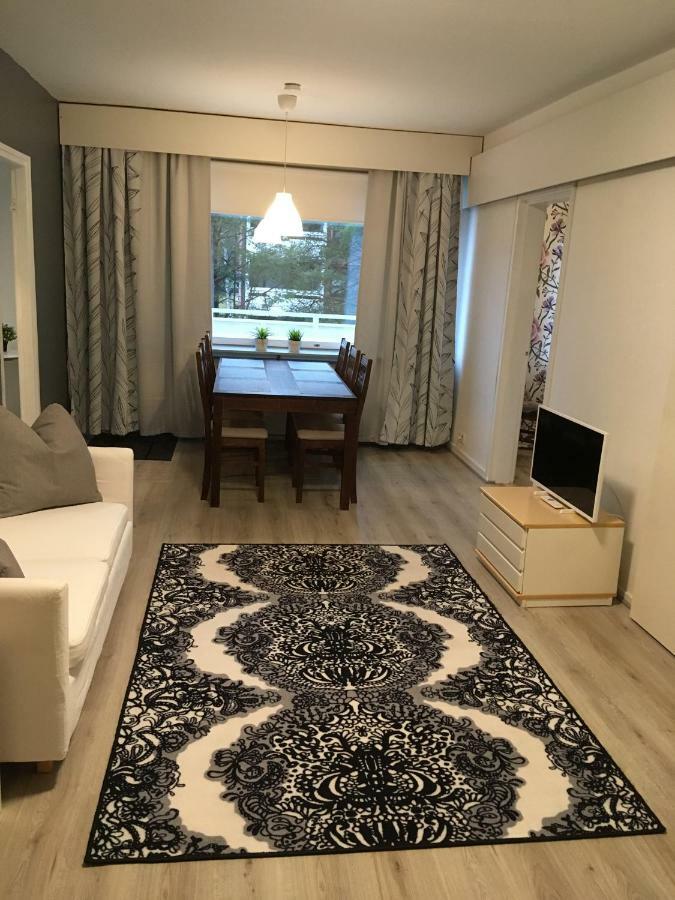 City Center Apartment Рованіемі Екстер'єр фото